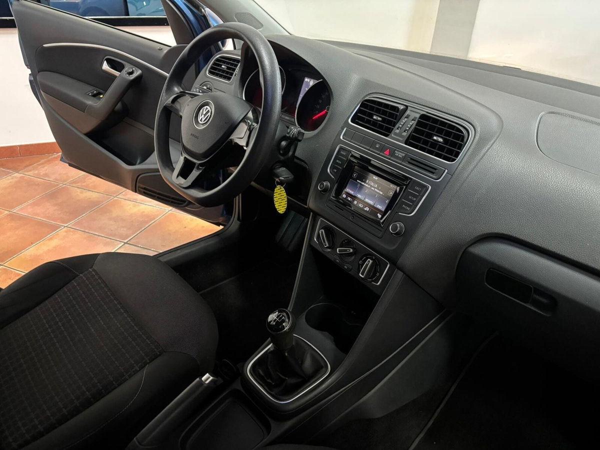 Volkswagen Polo 1.4 TDI 5p. Trendline (14)
