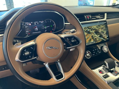 Jaguar F-Pace 2.0 D 204 CV AWD aut. R-Dynamic SE (9)