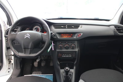 Citroen C3 1.0 VTi 68 Attraction (6)