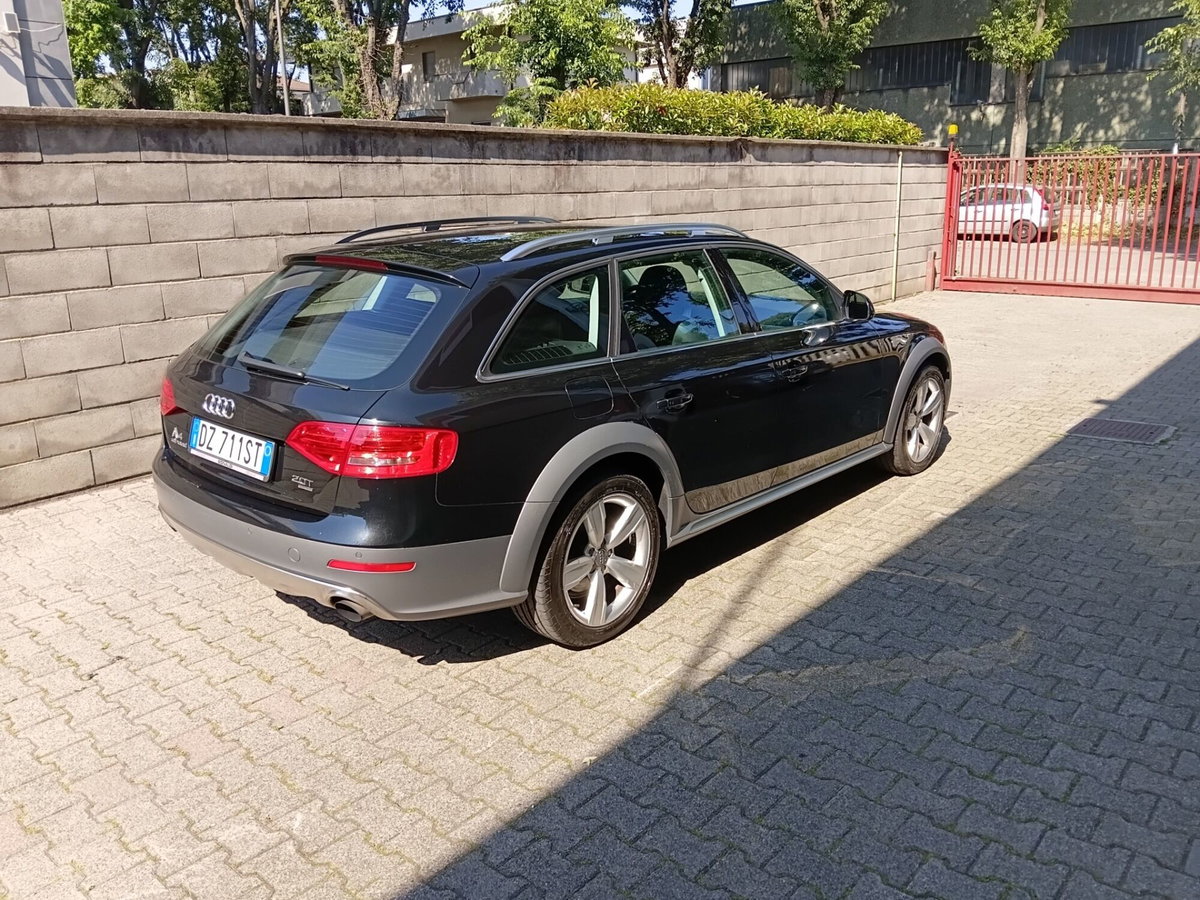 Audi A4 Allroad 2.0 TFSI S tronic (2)