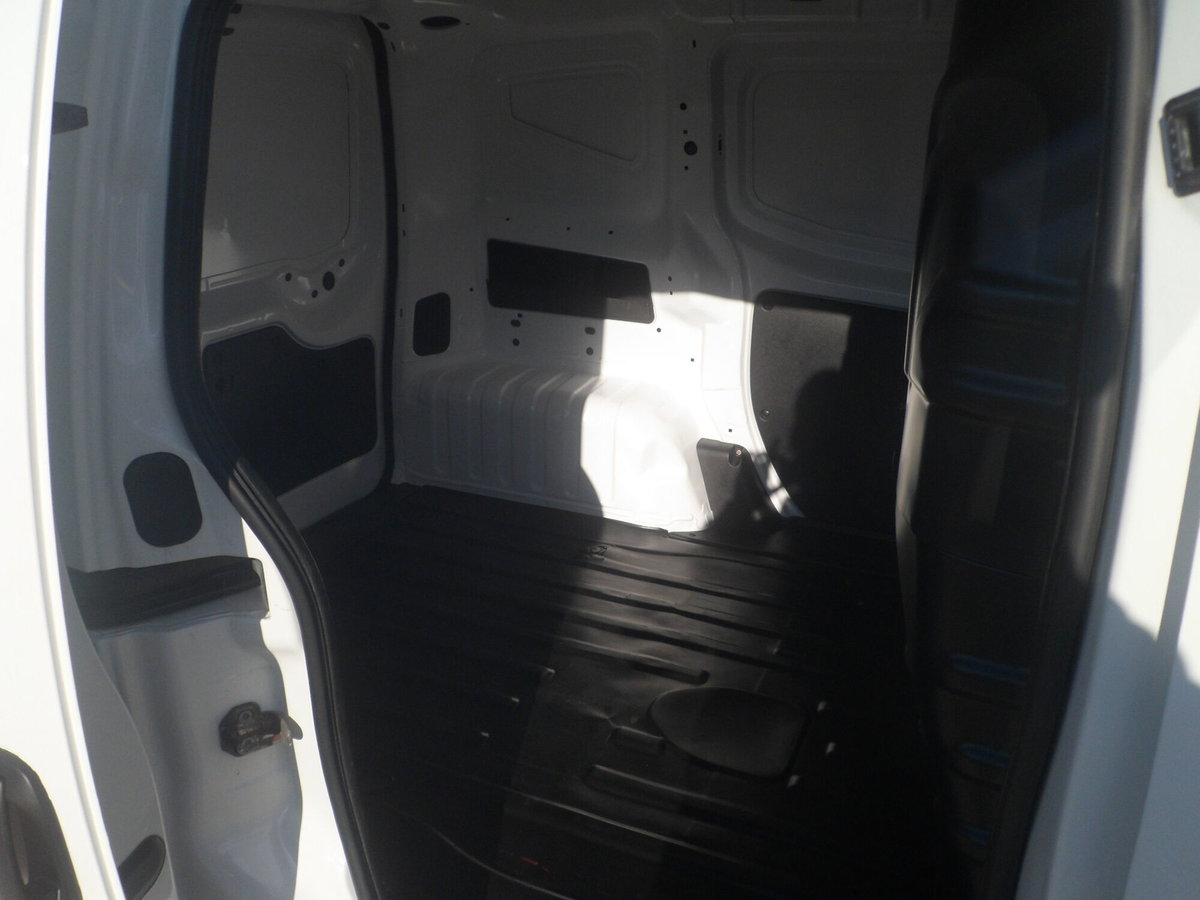 Fiat Fiorino 1.3 MJT 95CV Furgone (9)