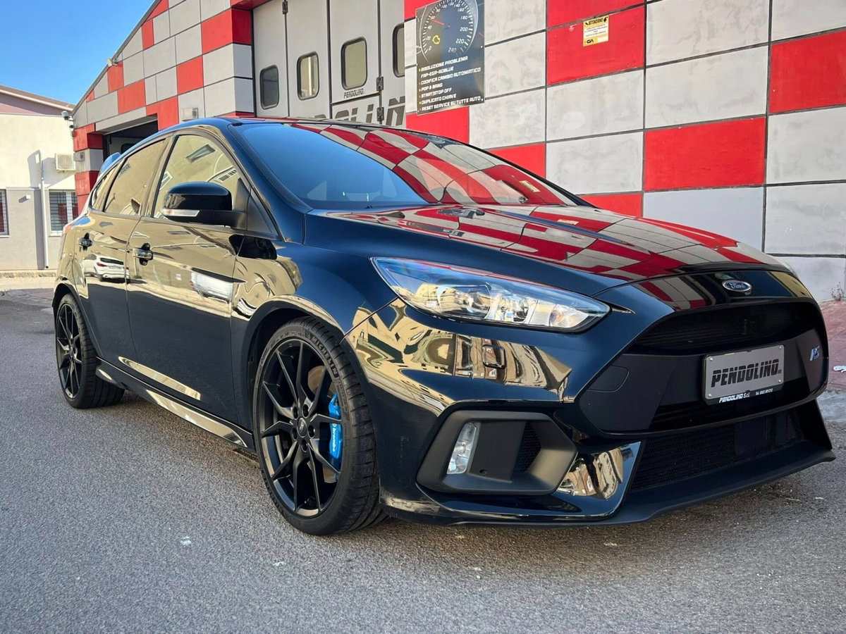Ford Focus 2.3 350 CV AWD RS (8)