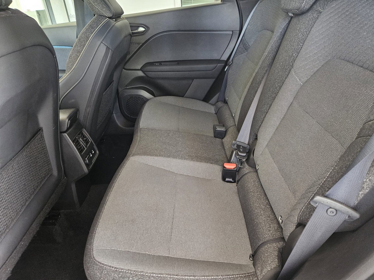 Renault Captur TCe 90 CV Techno (18)