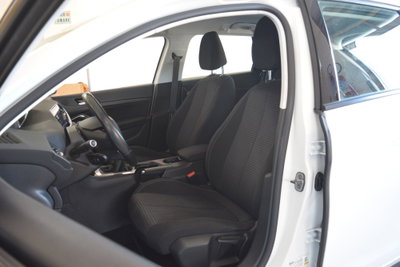 Peugeot 308 SW BlueHDi 130 S&S Business (16)