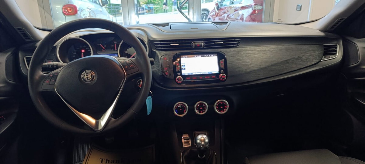 Alfa Romeo Giulietta 1.4 Turbo Distinctive Gpl 120cv E6 (10)