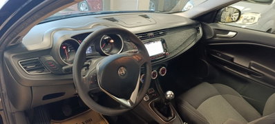 Alfa Romeo Giulietta 1.4 Turbo Distinctive Gpl 120cv E6 (9)