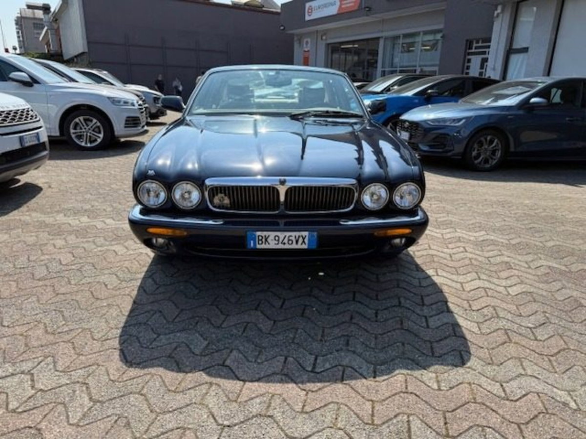 Jaguar XJ 4.0 cat Executive (2)