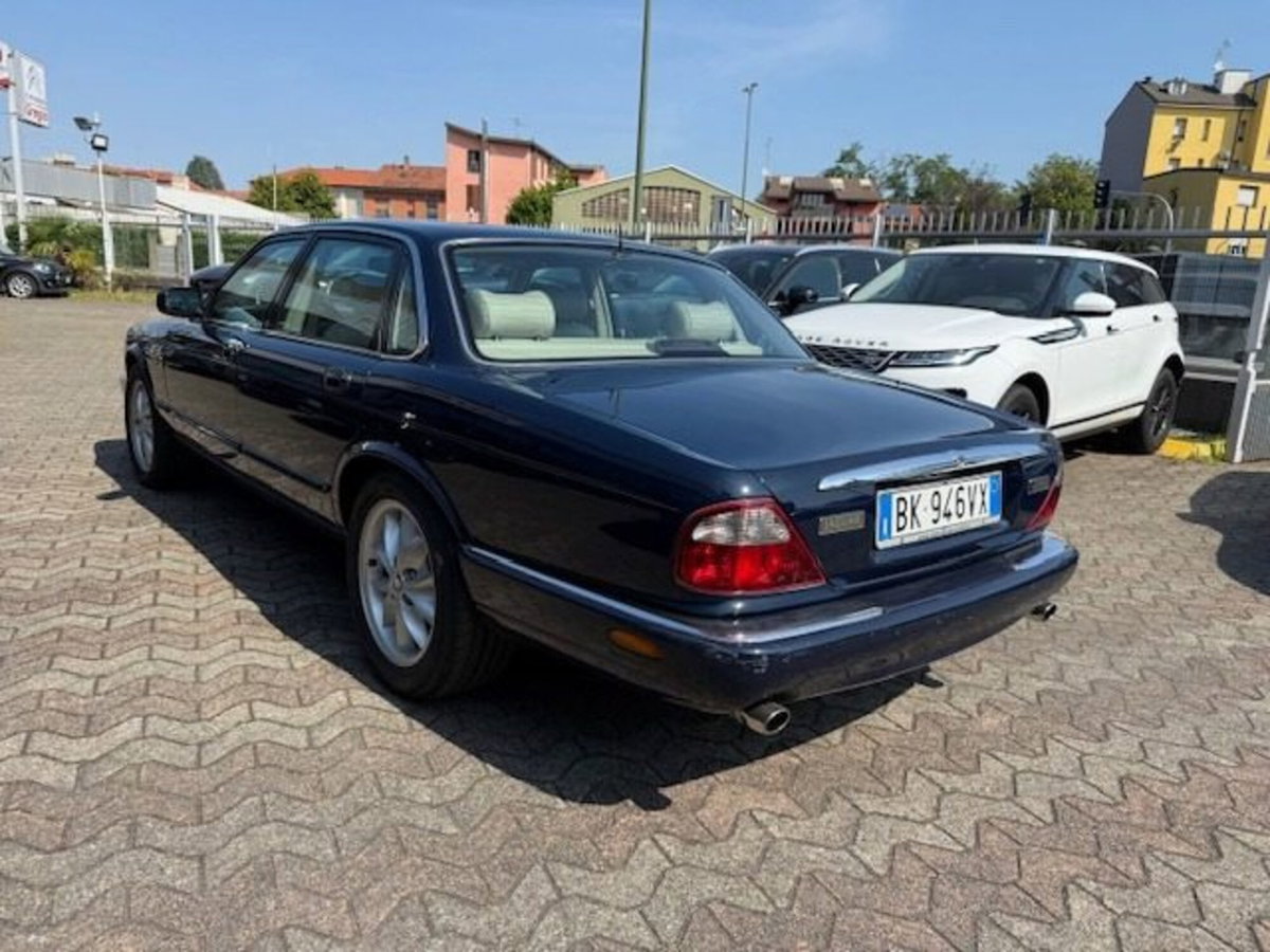 Jaguar XJ 4.0 cat Executive (5)