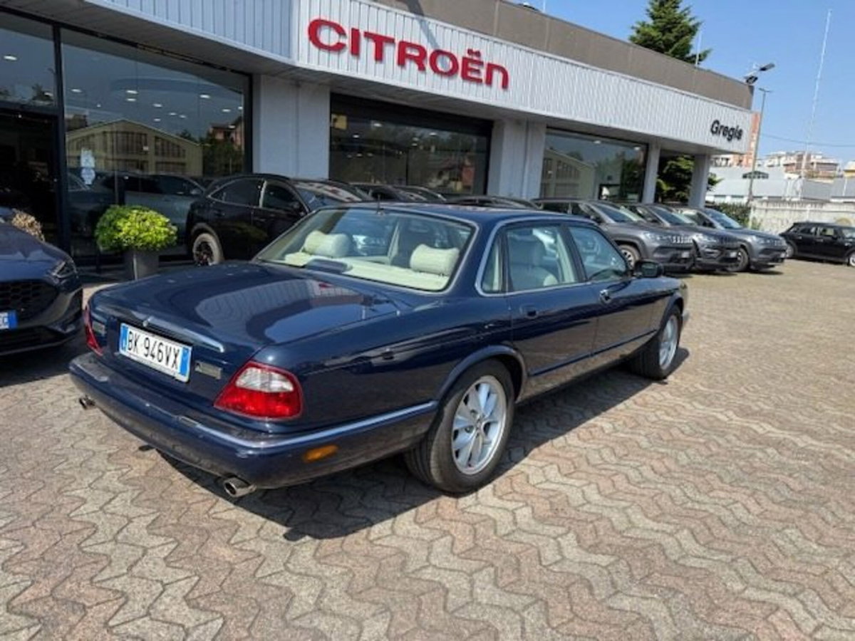 Jaguar XJ 4.0 cat Executive (7)