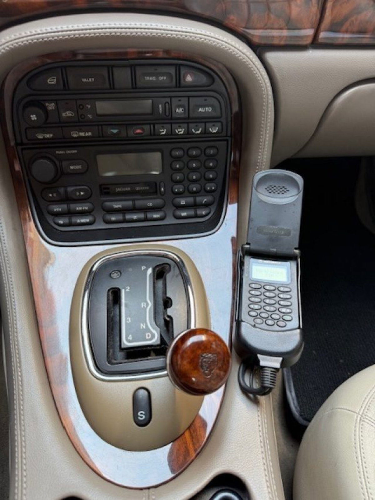 Jaguar XJ 4.0 cat Executive (8)