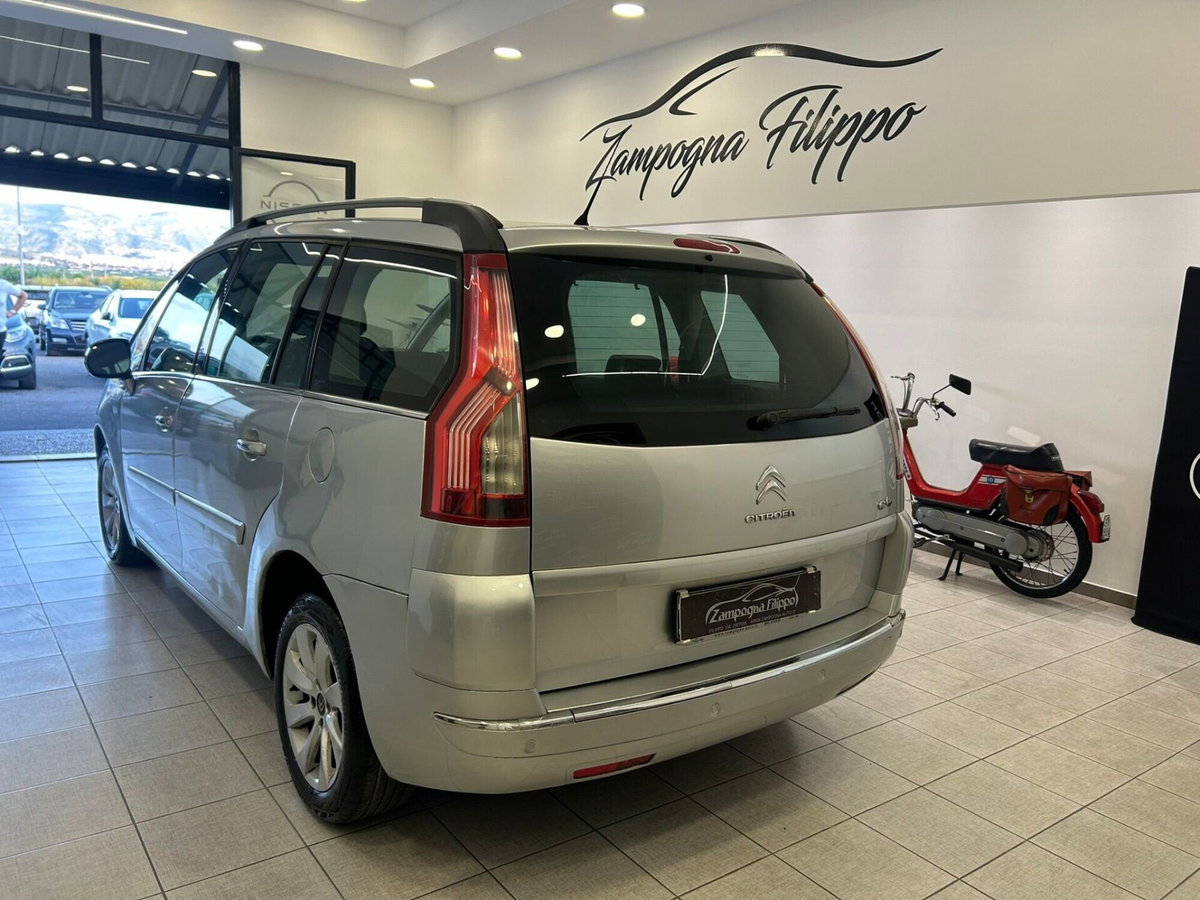 Citroen C4 Picasso 1.6 HDi 110 FAP Exclusive (6)
