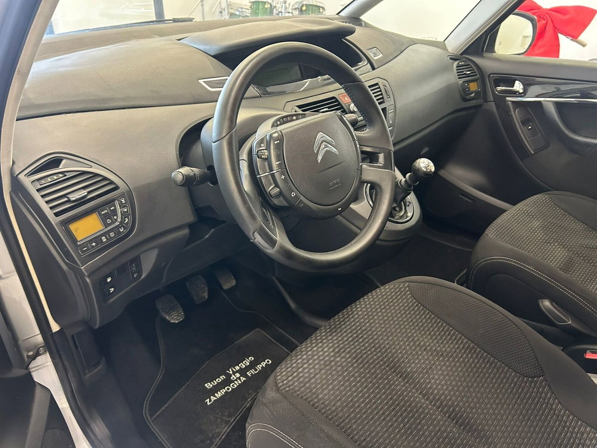 Citroen C4 Picasso 1.6 HDi 110 FAP Exclusive (8)
