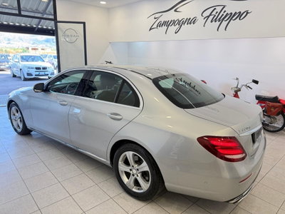 Mercedes-Benz Classe E 220 d Auto Premium Plus (4)