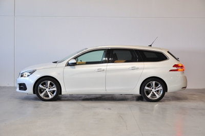 Peugeot 308 SW BlueHDi 130 S&S EAT8 Allure Pack (4)