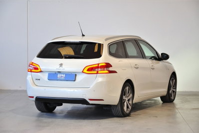 Peugeot 308 SW BlueHDi 130 S&S EAT8 Allure Pack (6)
