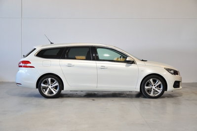 Peugeot 308 SW BlueHDi 130 S&S EAT8 Allure Pack (7)