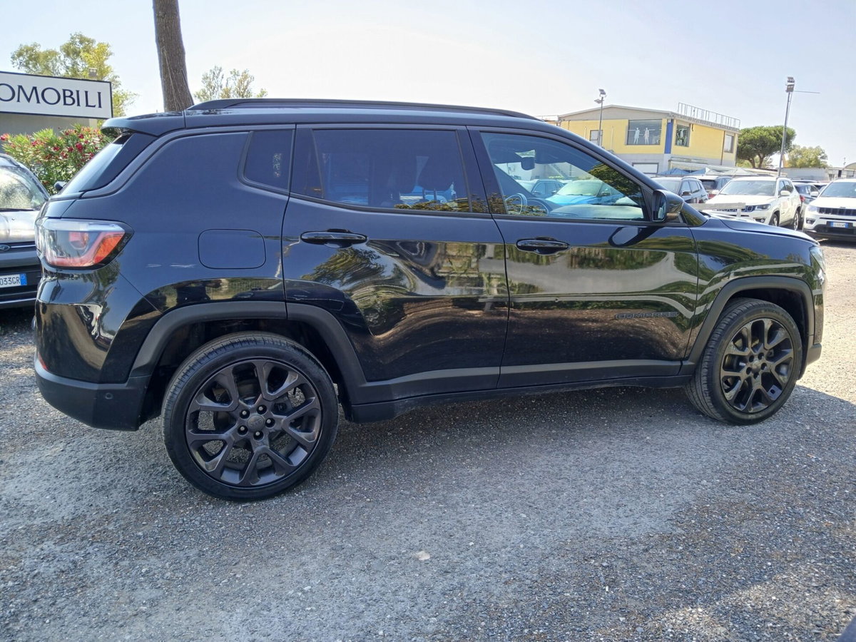 Jeep Compass 1.3 Turbo T4 2WD Business (6)