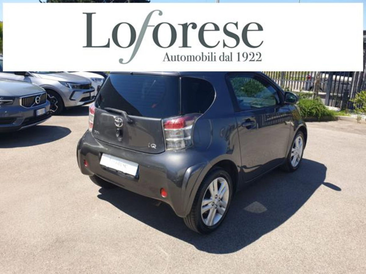 Toyota iQ 1.3 Executive (6)