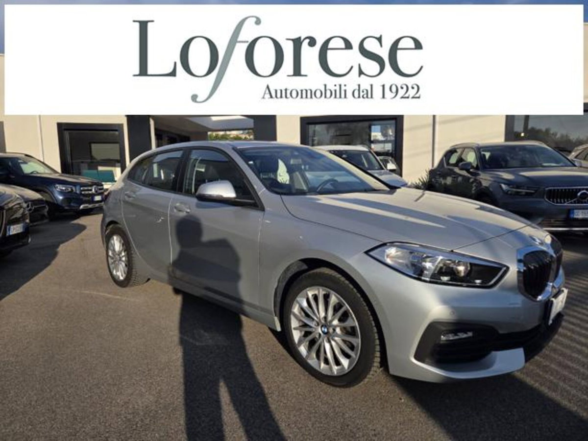 BMW Serie 1 116d 2.0 116CV cat 5 porte Attiva DPF (4)
