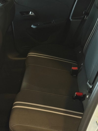 Opel Corsa 1.2 Edition (9)