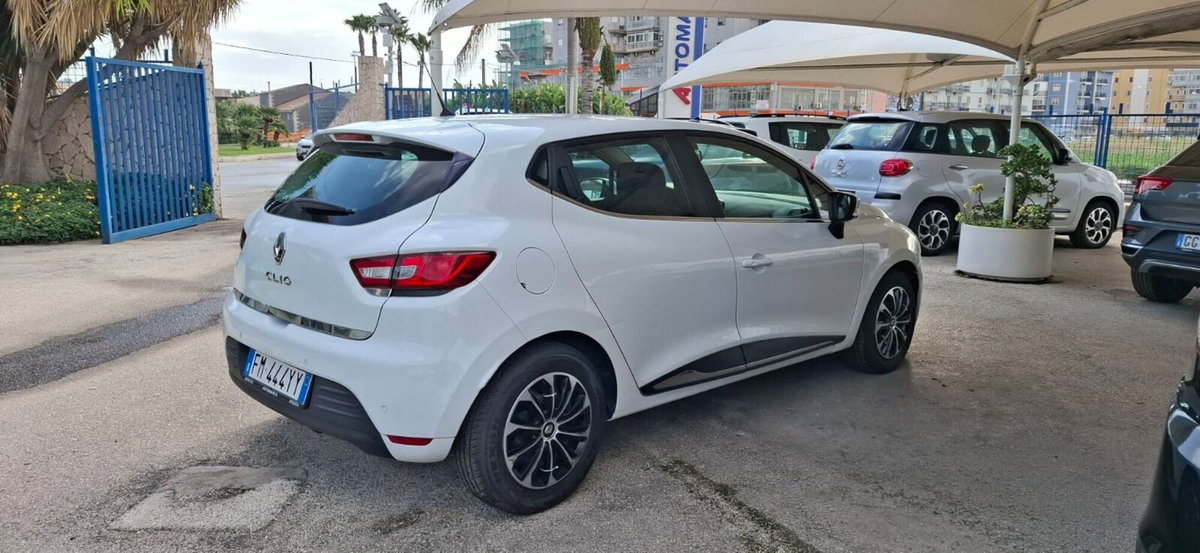 Renault Clio dCi 8V 75CV Start&Stop 5 porte Energy Life (4)
