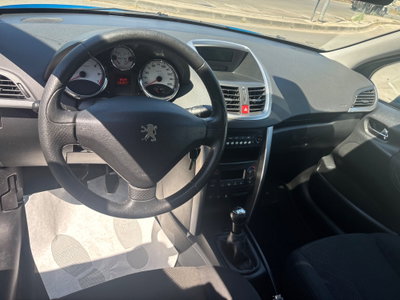 Peugeot 207 VTi 95CV 5p. Energie Sport (15)