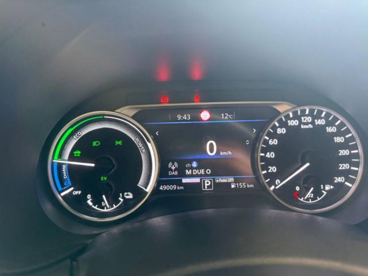 Nissan Juke 1.6 hev N-Connecta (10)