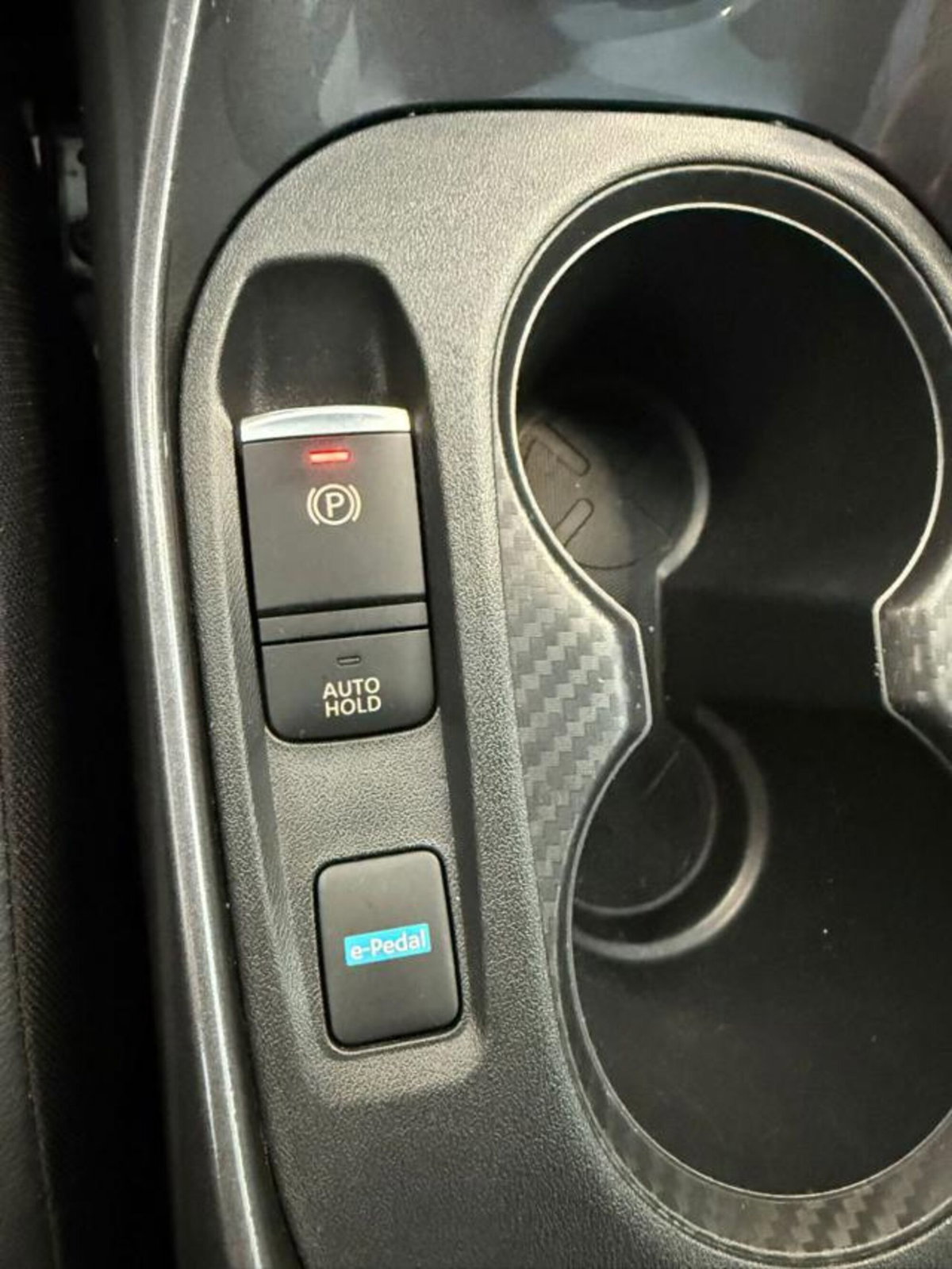 Nissan Juke 1.6 hev N-Connecta (14)
