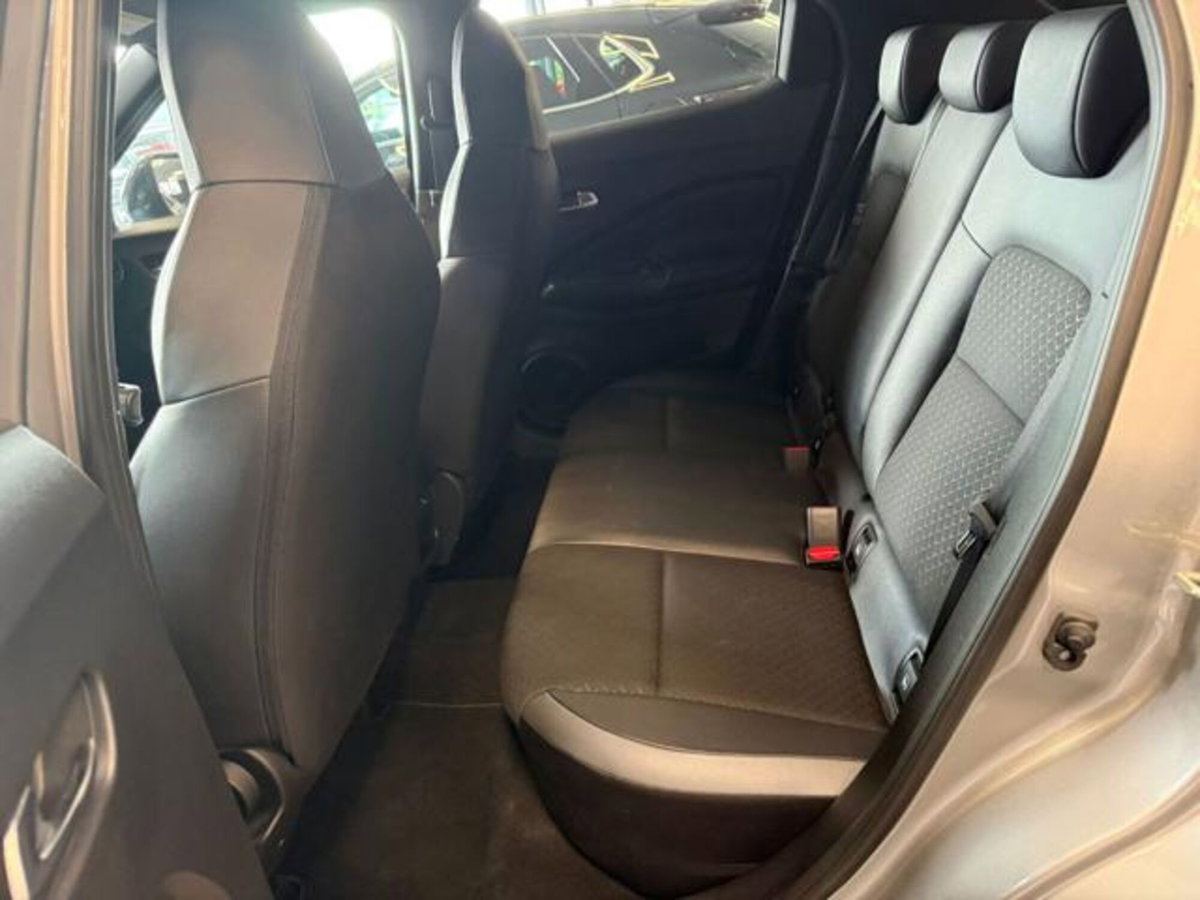 Nissan Juke 1.6 hev N-Connecta (18)