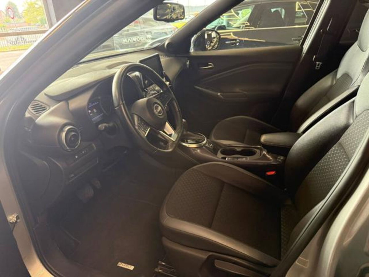 Nissan Juke 1.6 hev N-Connecta (8)