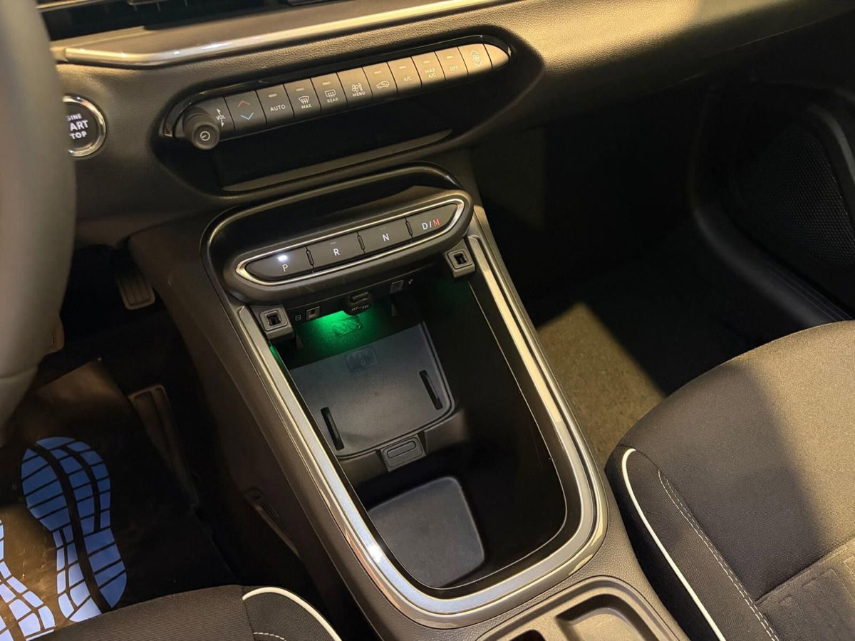 Fiat 600 1.2 hybrid 145cv auto (11)