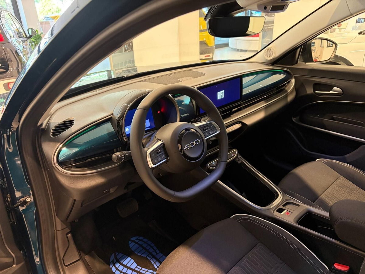 Fiat 600 1.2 hybrid 145cv auto (8)