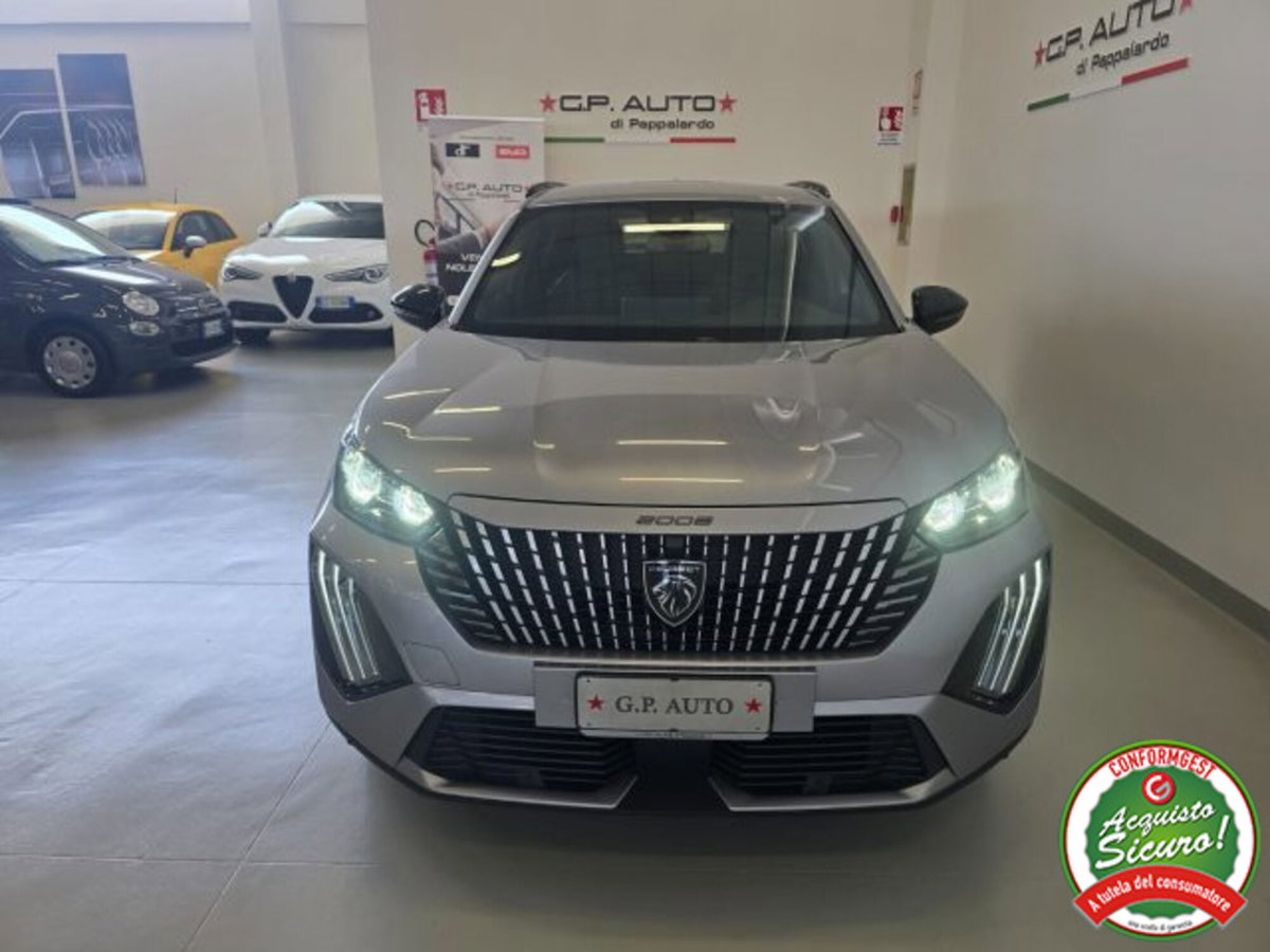 Peugeot 2008 1.2 hybrid Allure 145cv e-dcs6 (2)