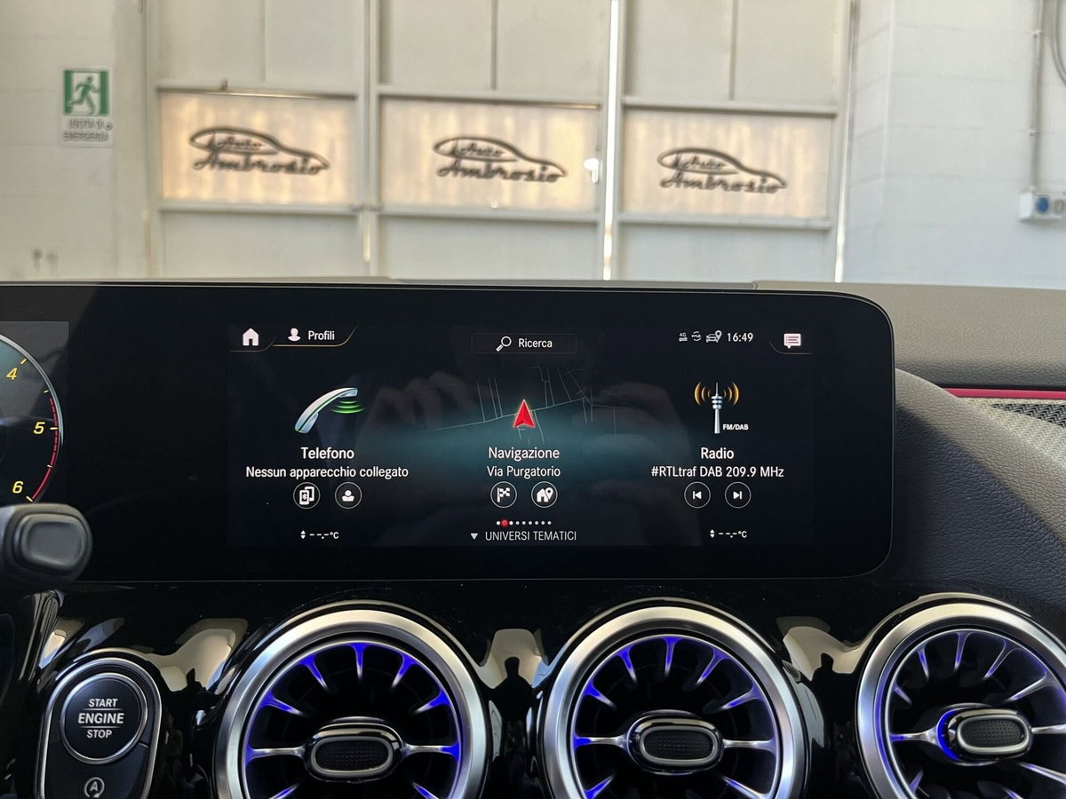 Mercedes-Benz GLA SUV 200 d AMG Line Premium Plus 4matic auto (11)