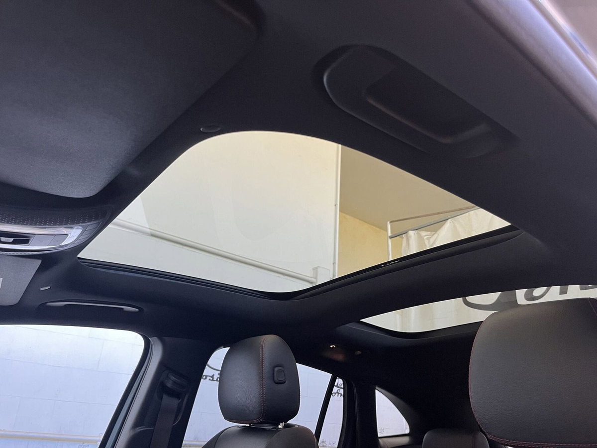 Mercedes-Benz GLA SUV 200 d AMG Line Premium Plus 4matic auto (19)