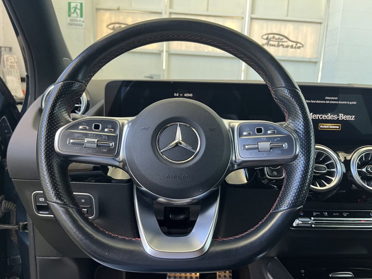 Mercedes-Benz GLA SUV 200 d AMG Line Premium Plus 4matic auto (9)