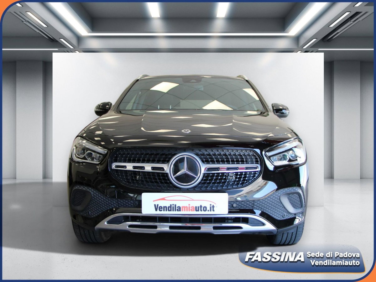 Mercedes-Benz GLA SUV 180 d Automatic Sport Plus (3)