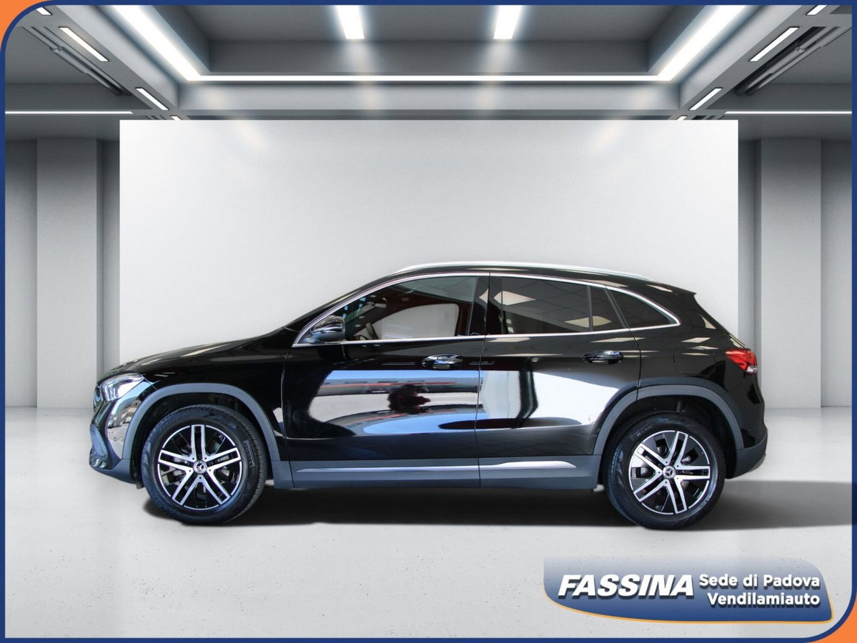Mercedes-Benz GLA SUV 180 d Automatic Sport Plus (5)