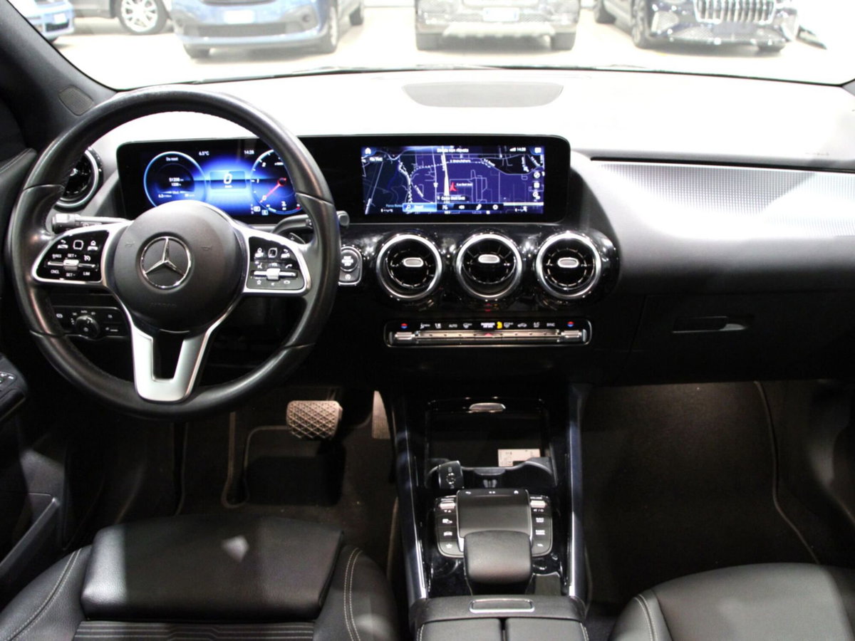 Mercedes-Benz GLA SUV 180 d Automatic Sport Plus (9)