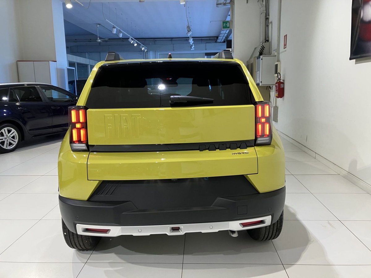 Fiat Grande Panda 1.2 hybrid La Prima 110cv edct (5)