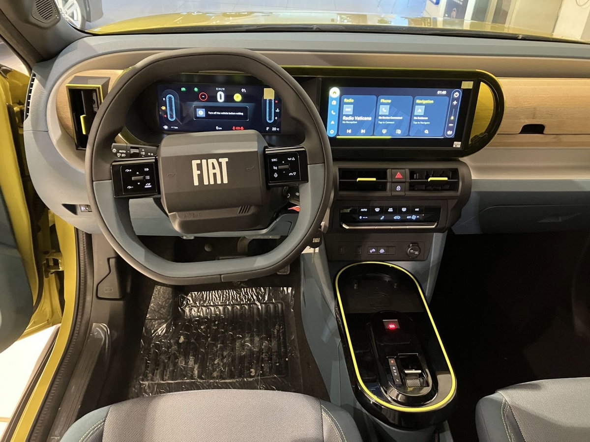 Fiat Grande Panda 1.2 hybrid La Prima 110cv edct (9)