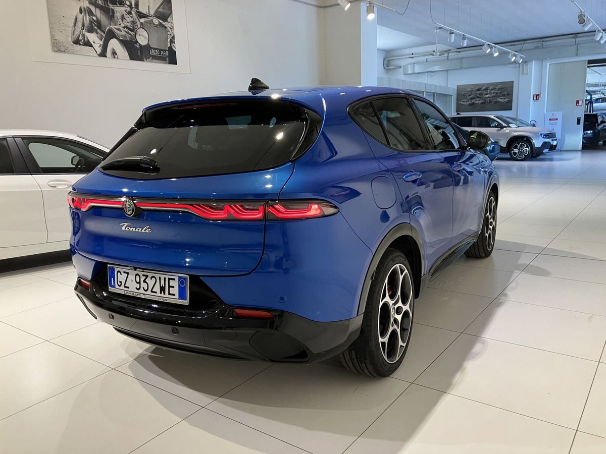 Alfa Romeo Tonale 1.5 hybrid Veloce 160cv tct7 (6)