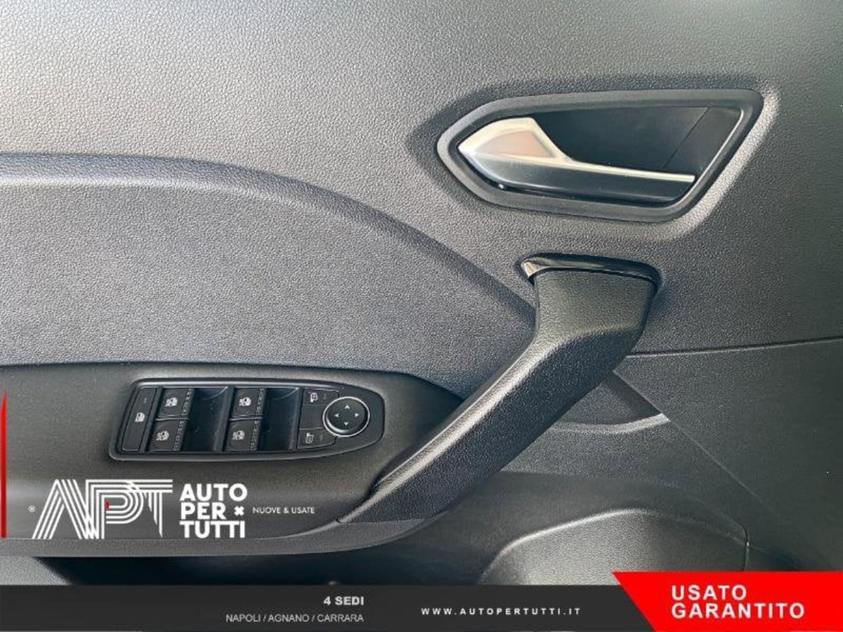 Renault Captur TCe 100 CV GPL Equilibre (9)