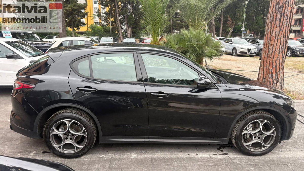 Alfa Romeo Stelvio Stelvio 2.2 Turbodiesel 210 CV AT8 Q4 GT Junior (9)