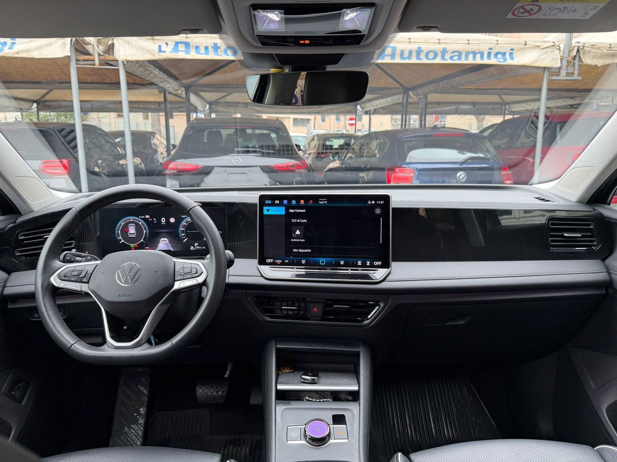 Volkswagen Tiguan 2.0 tdi R-Line 4motion 193cv dsg (15)