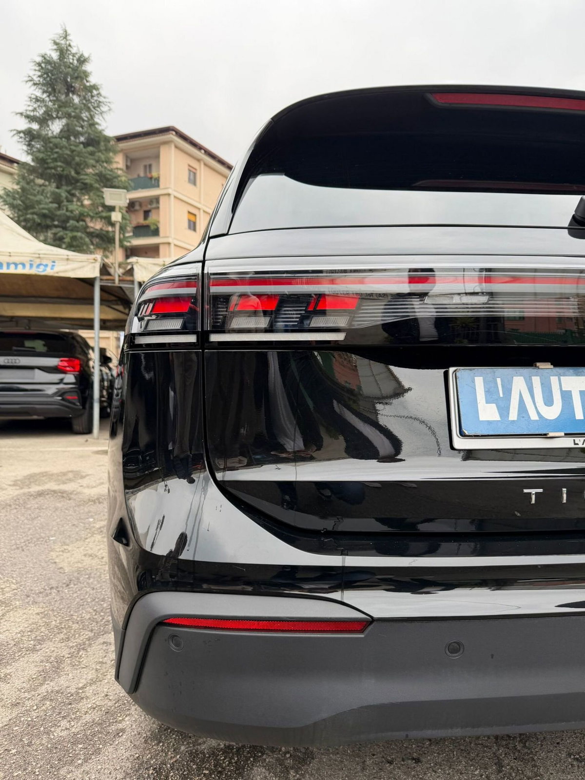 Volkswagen Tiguan 2.0 tdi R-Line 4motion 193cv dsg (8)