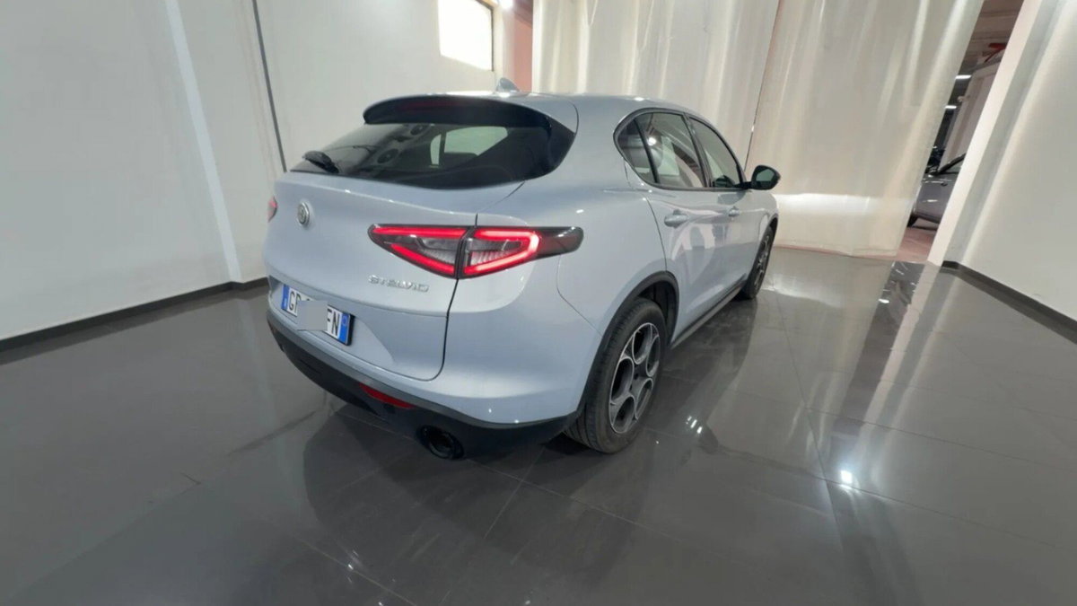 Alfa Romeo Stelvio Stelvio 2.2 Turbodiesel 160 CV AT8 RWD Super Business (4)