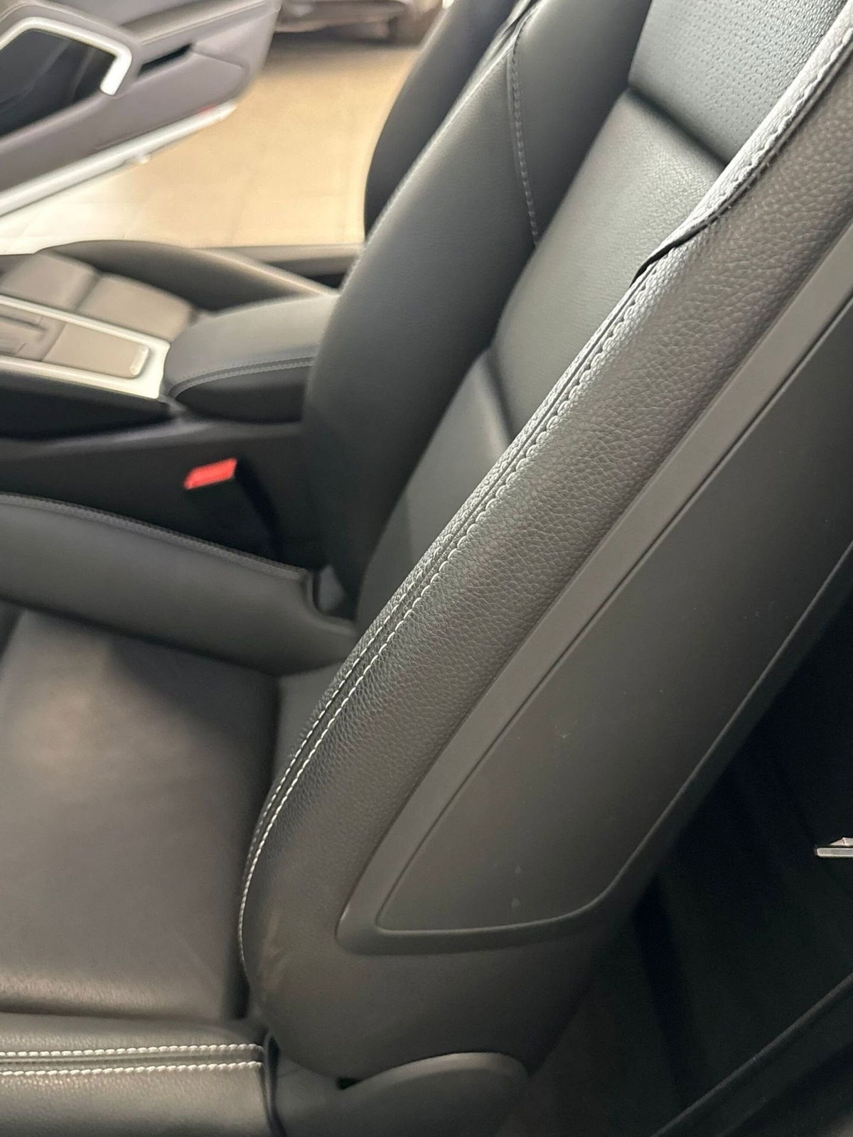 Porsche 718 Cayman  Cayman 2.0 Style Edition 300cv (13)