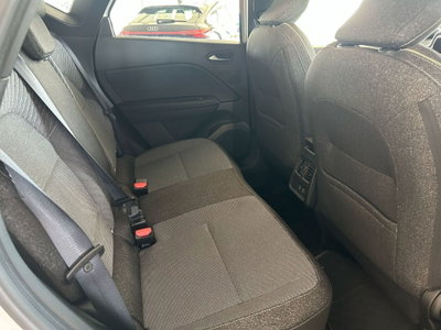 Renault Captur 1.2 eco-g Techno 120cv (9)