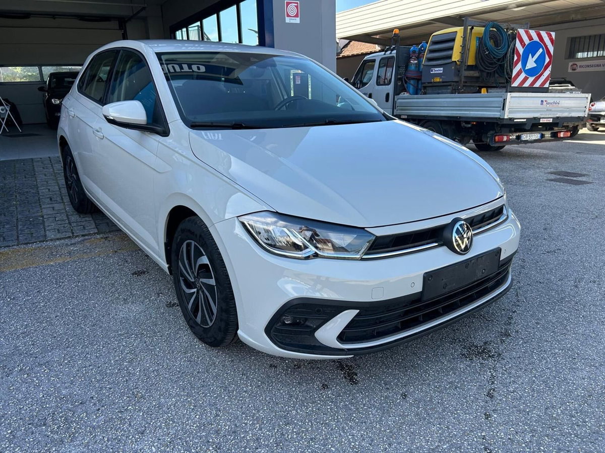 Volkswagen Polo 1.0 tsi Life 95cv (5)